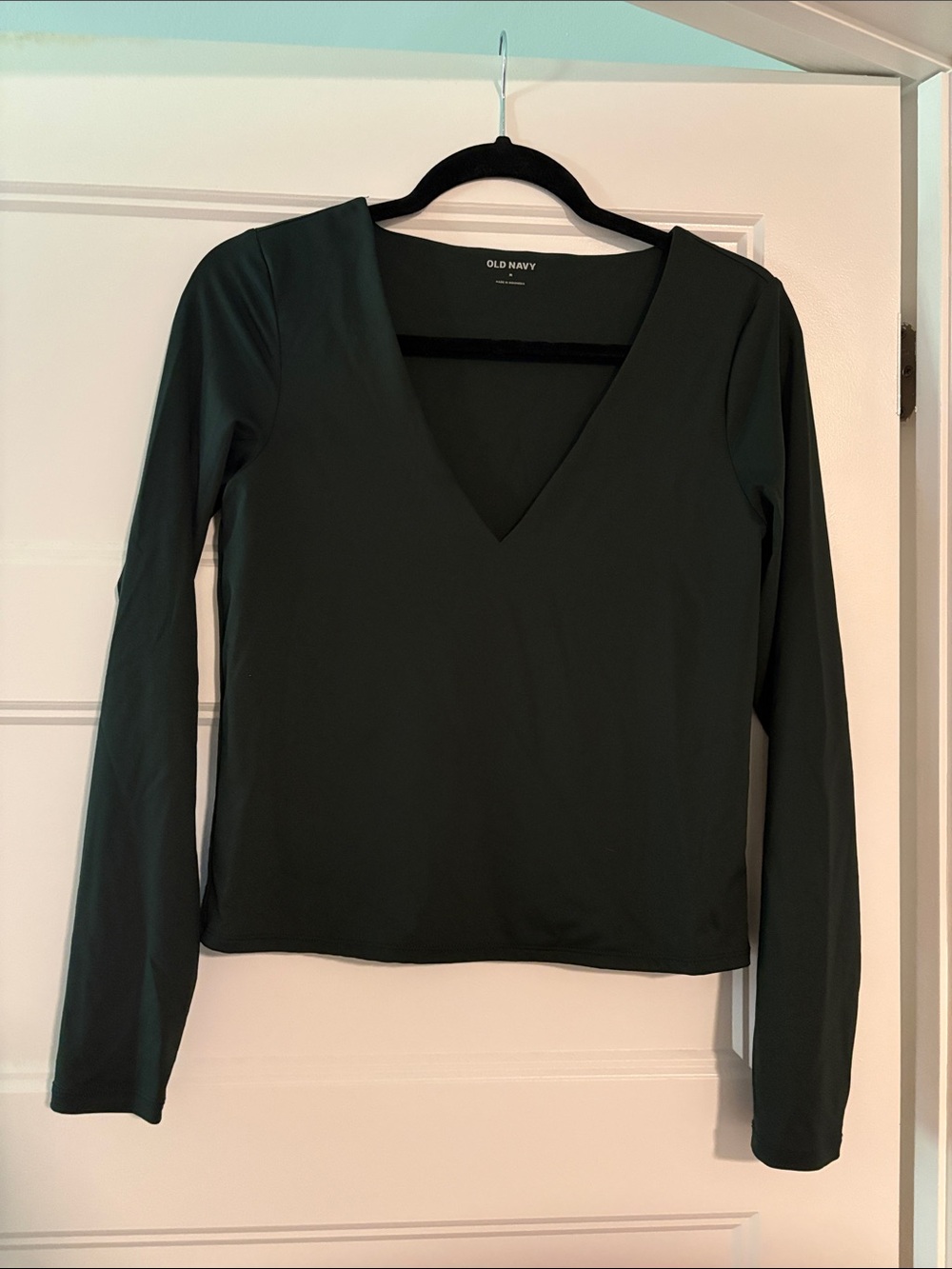 Old Navy Women's Deep V Long Sleeve Top - Forest Green